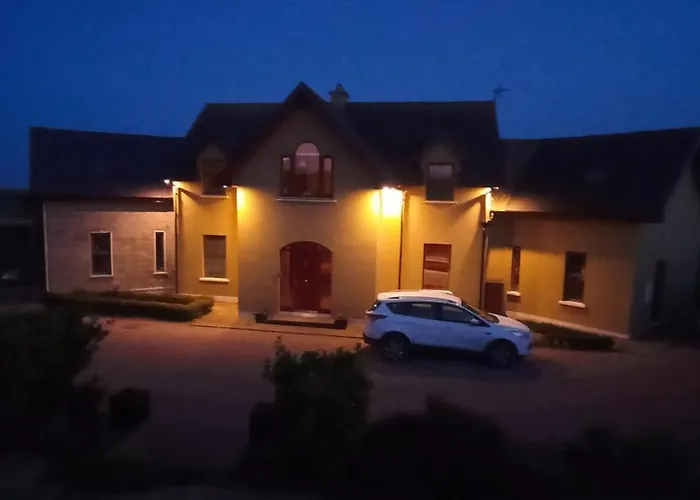 Lighthouse View Apartment