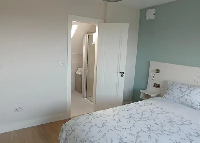 Lighthouse View Apartment Garryvoe
